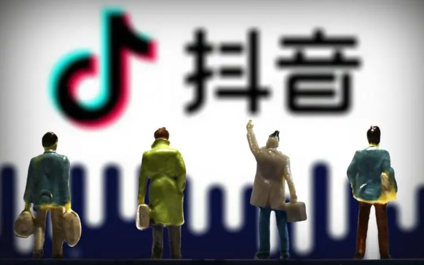 2024做抖音还能赚钱吗-只要不碰这5类账号就还有机会